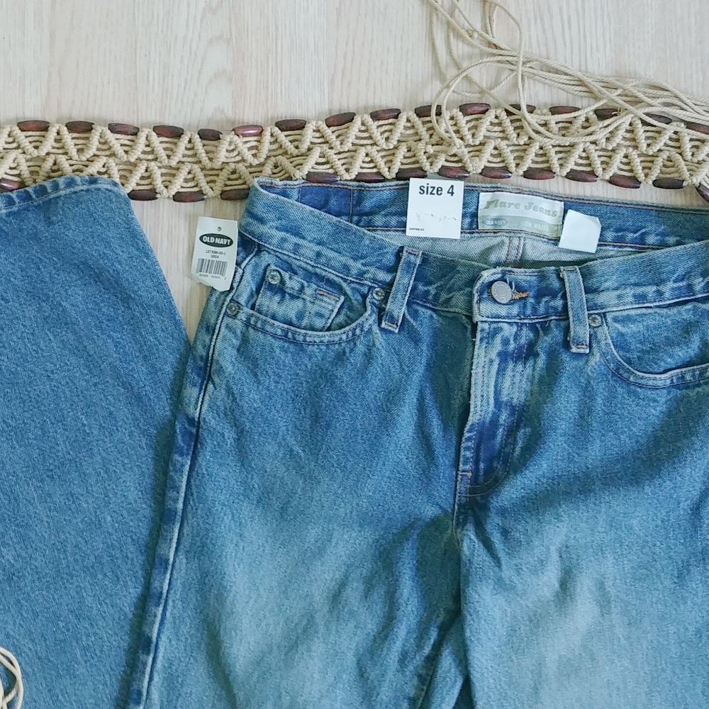 Old Navy size 4 Flare low waist Blue Jeans NWT
